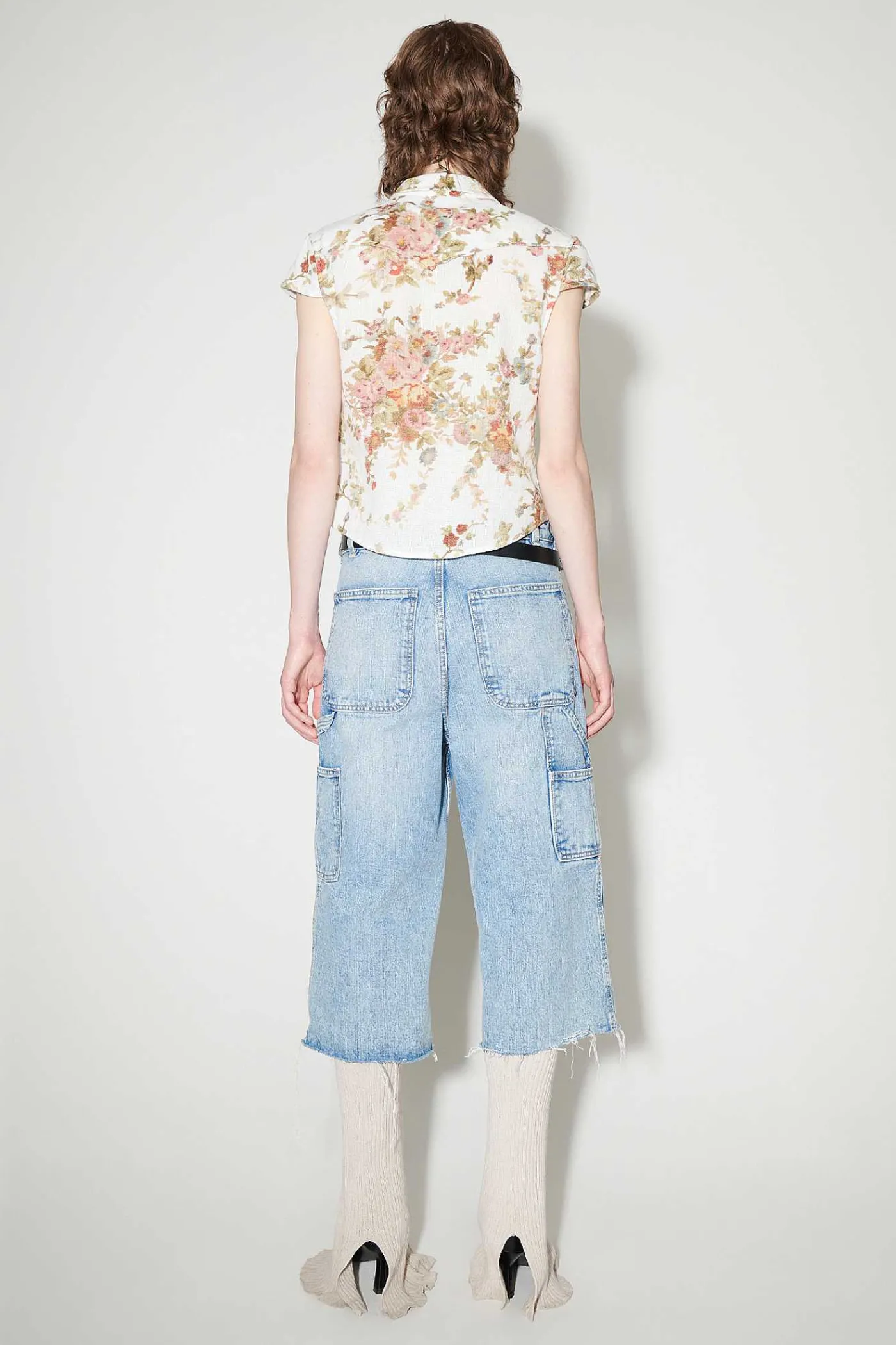 Skjorttyg|Our Legacy Daisy Shirt Kortarmad Vit Blommig Gobelangtryck