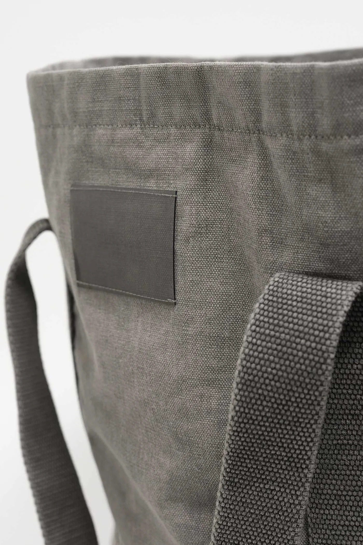 Pasar|Our Legacy Flygvaska Attic Carbon Wash Canvas