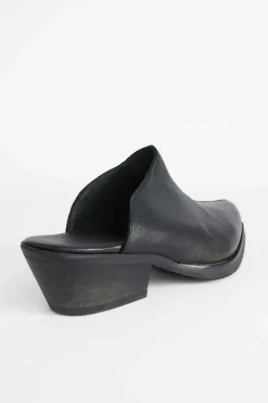 Mulor|Our Legacy Mule Slip On Black